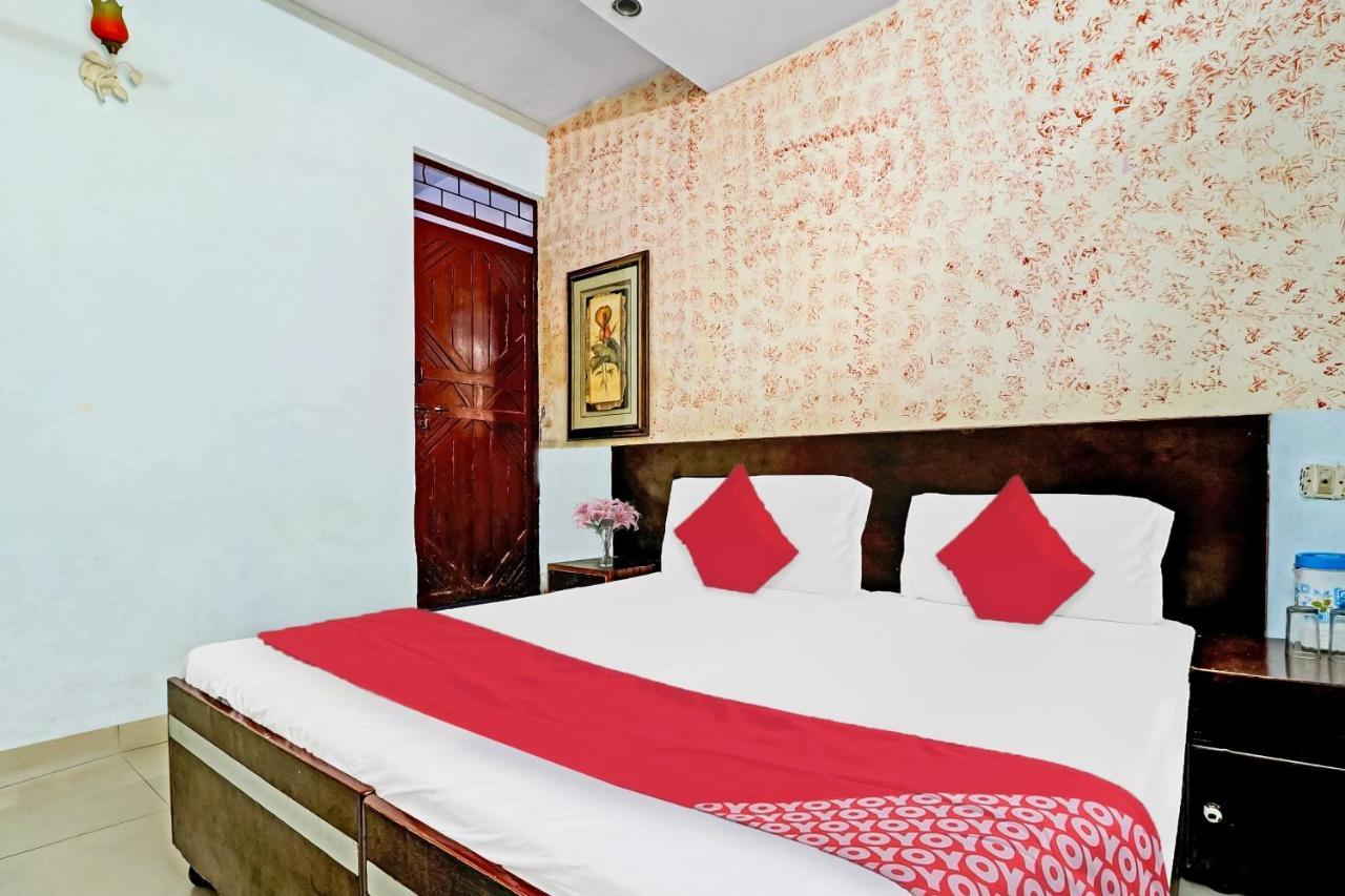 Oyo Sp Hotel New Delhi