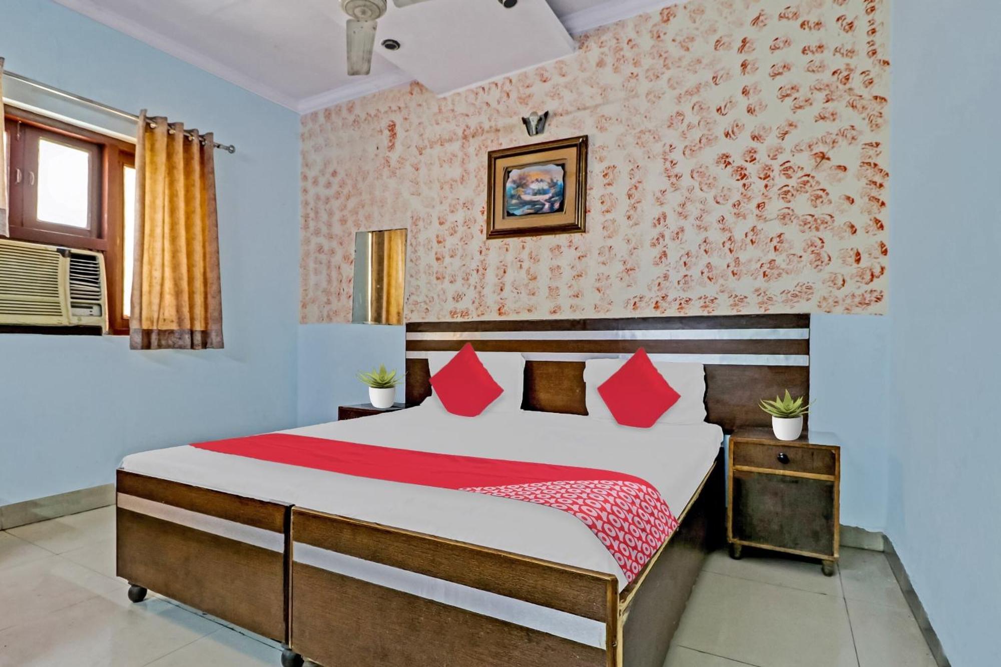 Oyo Sp New Delhi