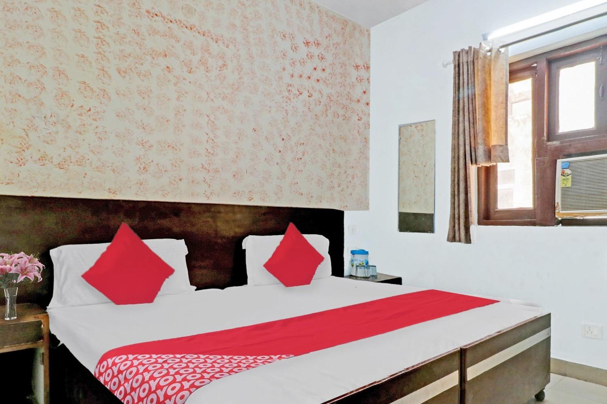 Hotel Oyo Sp 3*
